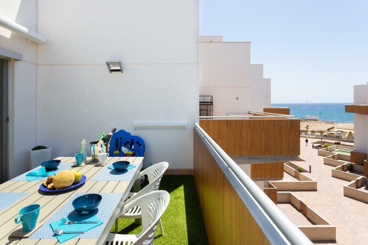Luxury Beachfront Penthouse El Médano المظهر الخارجي الصورة